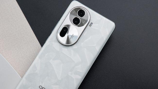 OPPO Reno11影像体验：突破2K价位摄影界限！(图1)